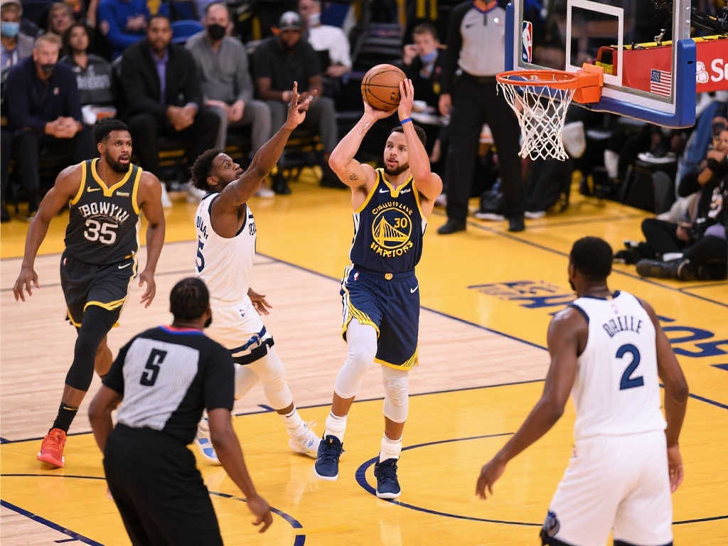 他在照片中 他在照片中